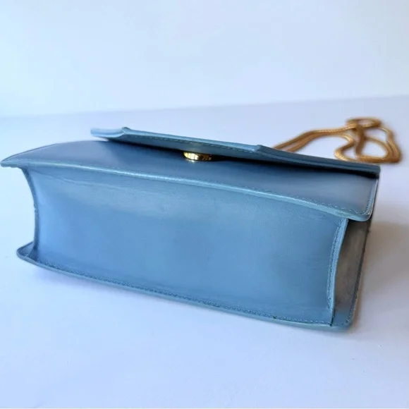 Saint Laurent Betty Light / Sky Blue Crossbody Shoulder Bag w/ Gold Chain Strap - Picture 10 of 16